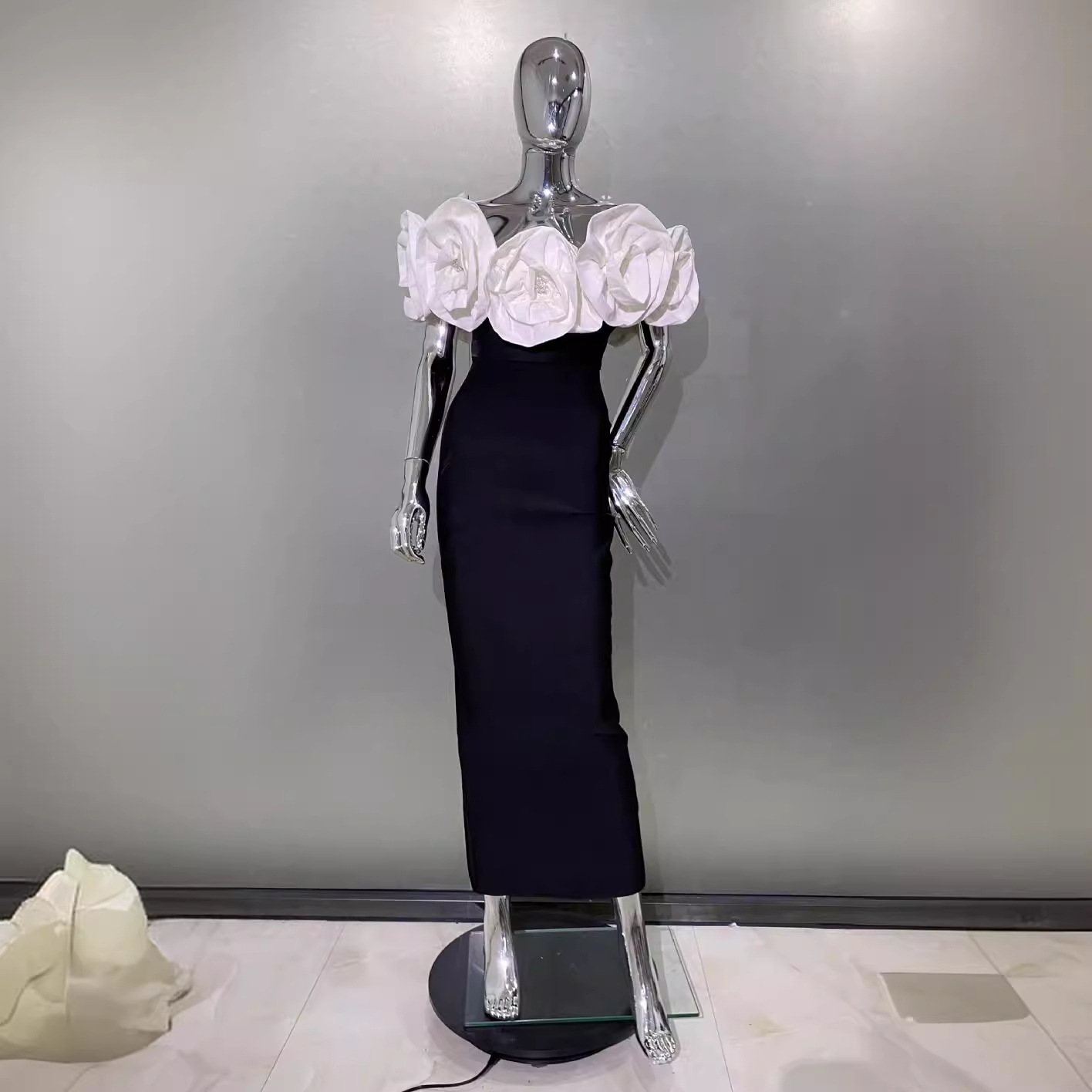 Fiori bianchi stereoscopici Se - Ankle Brace recensione e prezzo